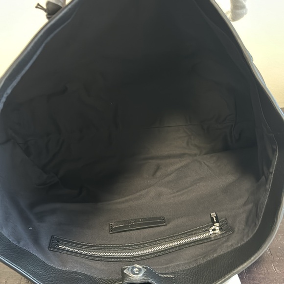 Alexander McQueen Leather Tote - Picture 6 of 14